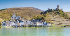 Flüssezauber und Weinbergromantik 