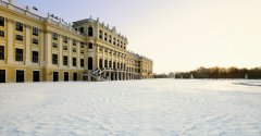 Donaumetropole Wien  mit Holiday on Ice und Musical
