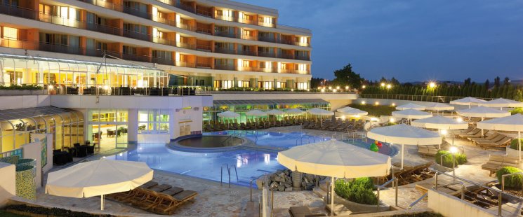 &copy; Demetrio_Carrasco